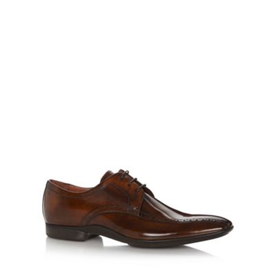 Designer brown leather brogue trim lace up shoes